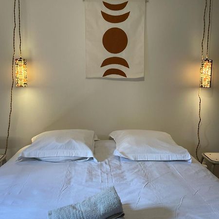 Les Appartements D'Albertine - Clemence Bourges Luaran gambar
